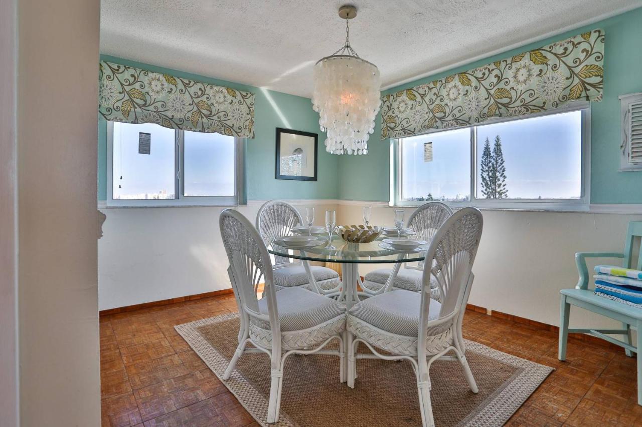 615 - Sunset Chateau Holiday home St. Pete Beach