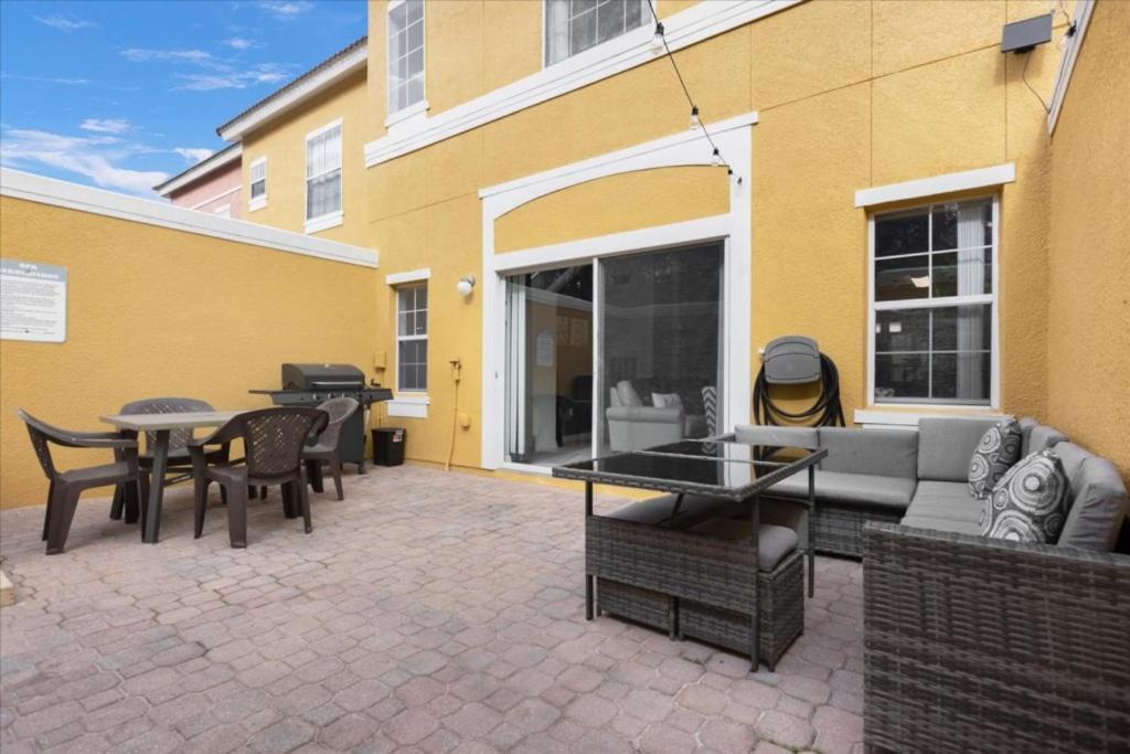 3 Bedroom- 3 Bathroom Terra 4750 Vb *