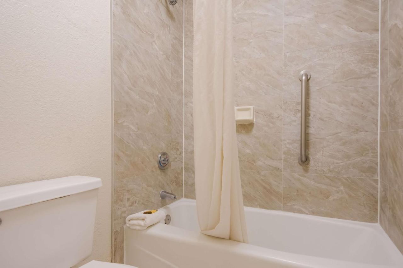 Surestay By Western St Pete Airport 2* Clearwater