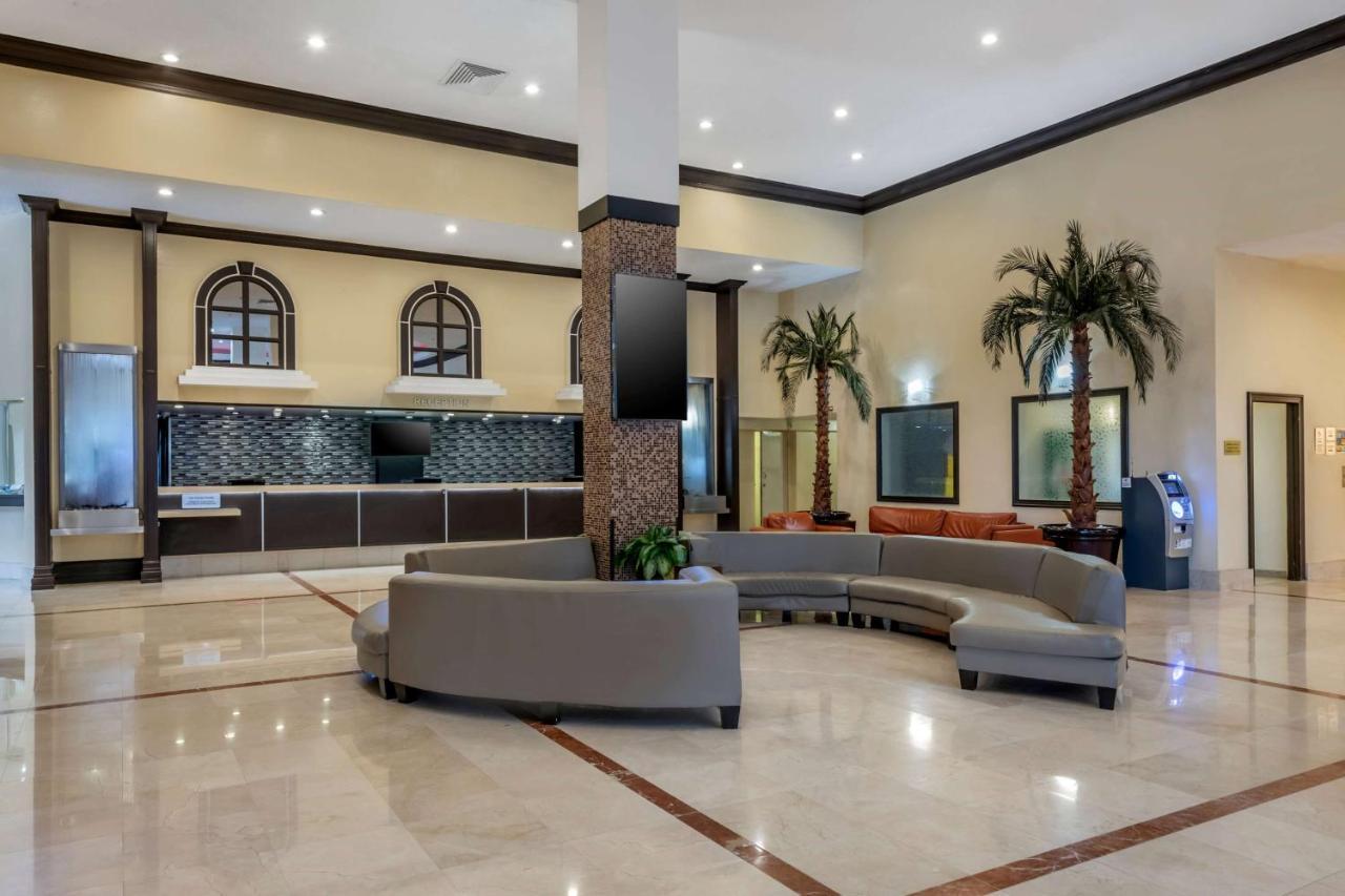 Hotel Ramada Plaza By Wyndham Marco Polo 3*