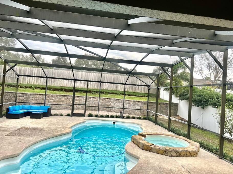 Dreamy Family Pool House * Clermont