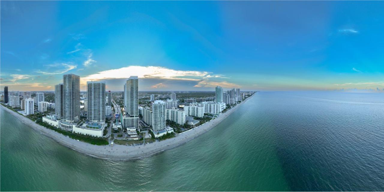 New Ocean View Condo, Direct Access, Pool & Amenities At Apartment Hollywood