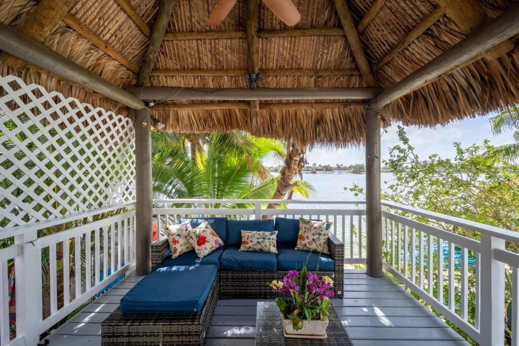 Holiday home Lakefront Duplex With Pool Between Miami & Florida Keys 4 Bedroom 2 Bathroom *