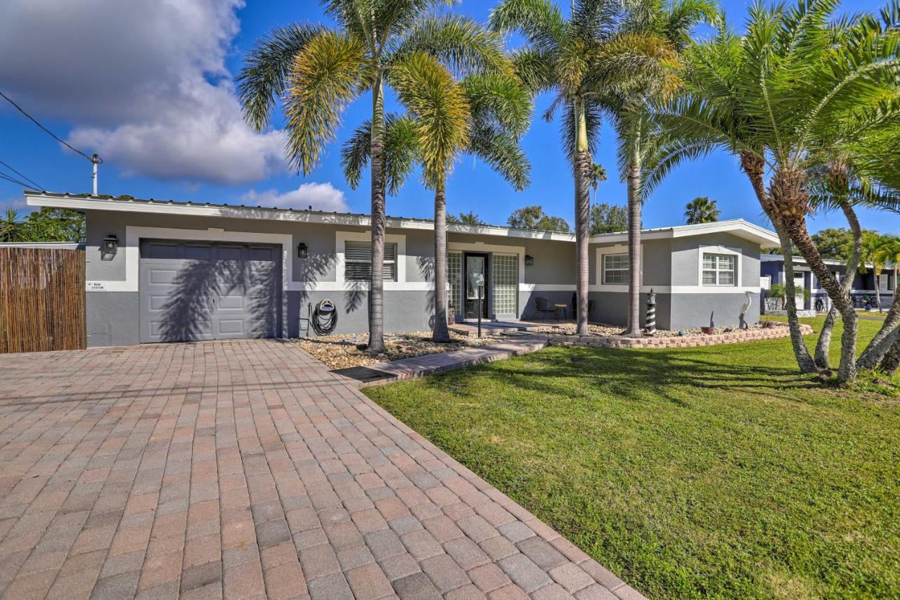 Modern With Patio, 3 Mi To Beach!