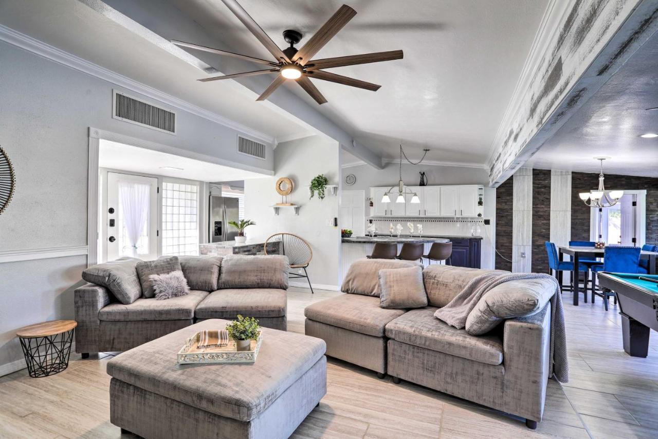 Holiday home Modern With Patio, 3 Mi To Beach!