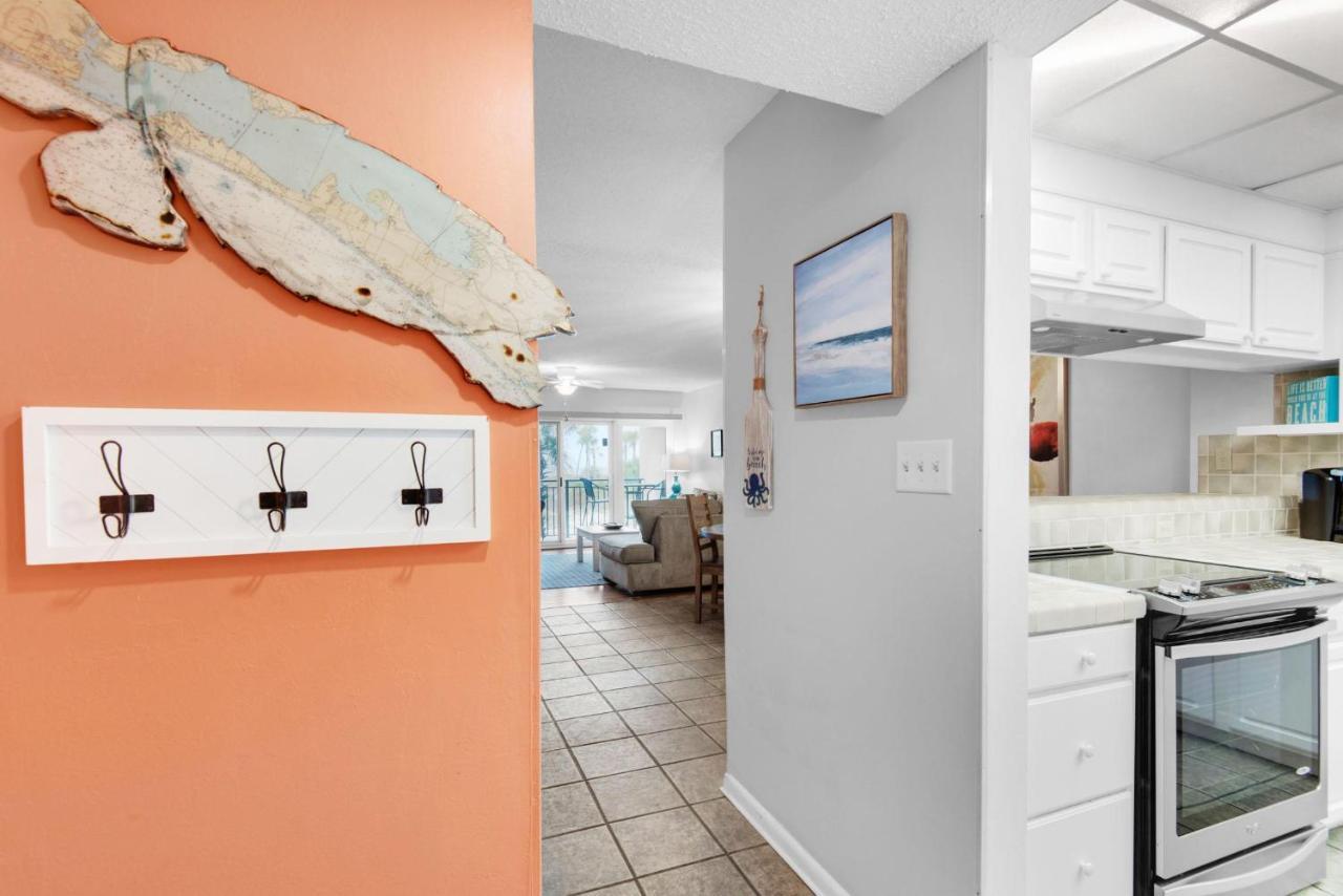 Emerald Isle 208 Apartment