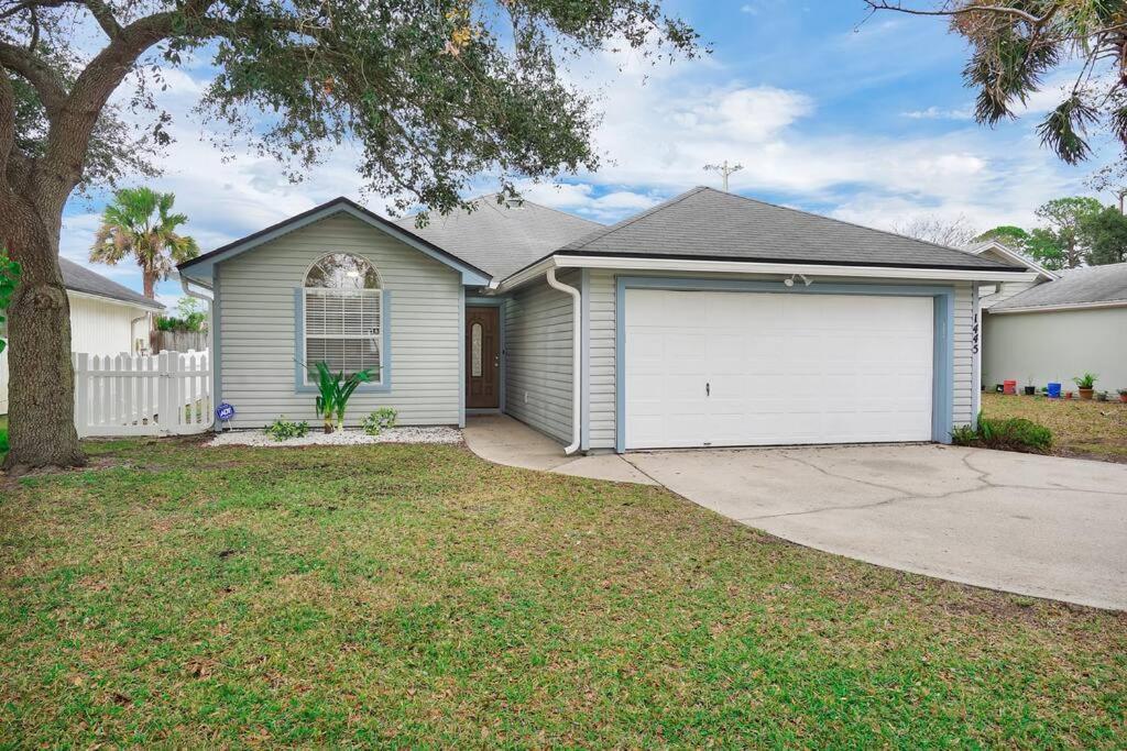 Jax Luxury Oasis W/ Private Pool/jacuzzi Tub Villa Jacksonville Beach