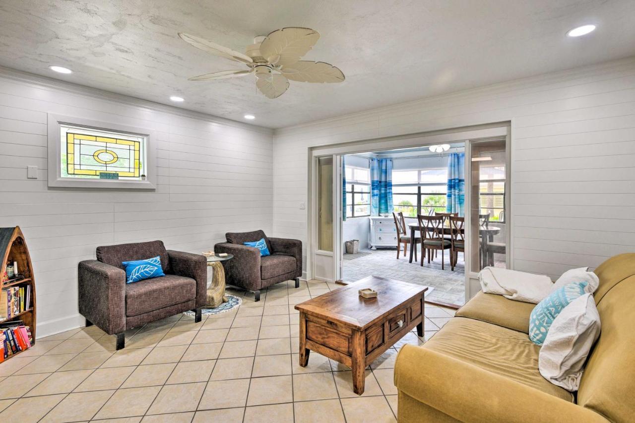 Holiday home Ormond Retreat With Deck - Steps To Ocean! *