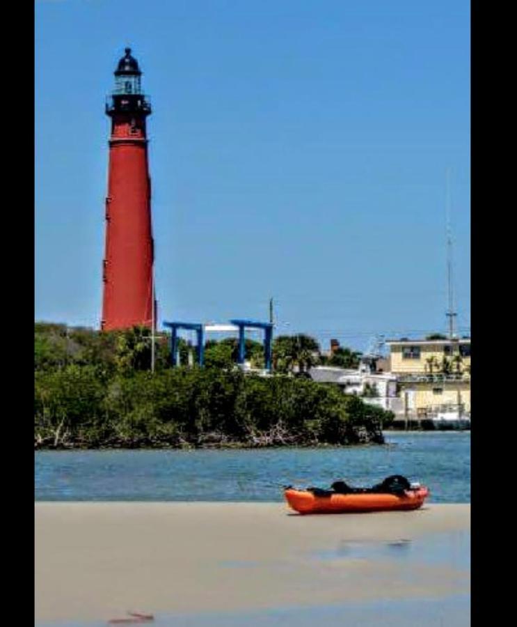 Beachfront Daytona Apartment *