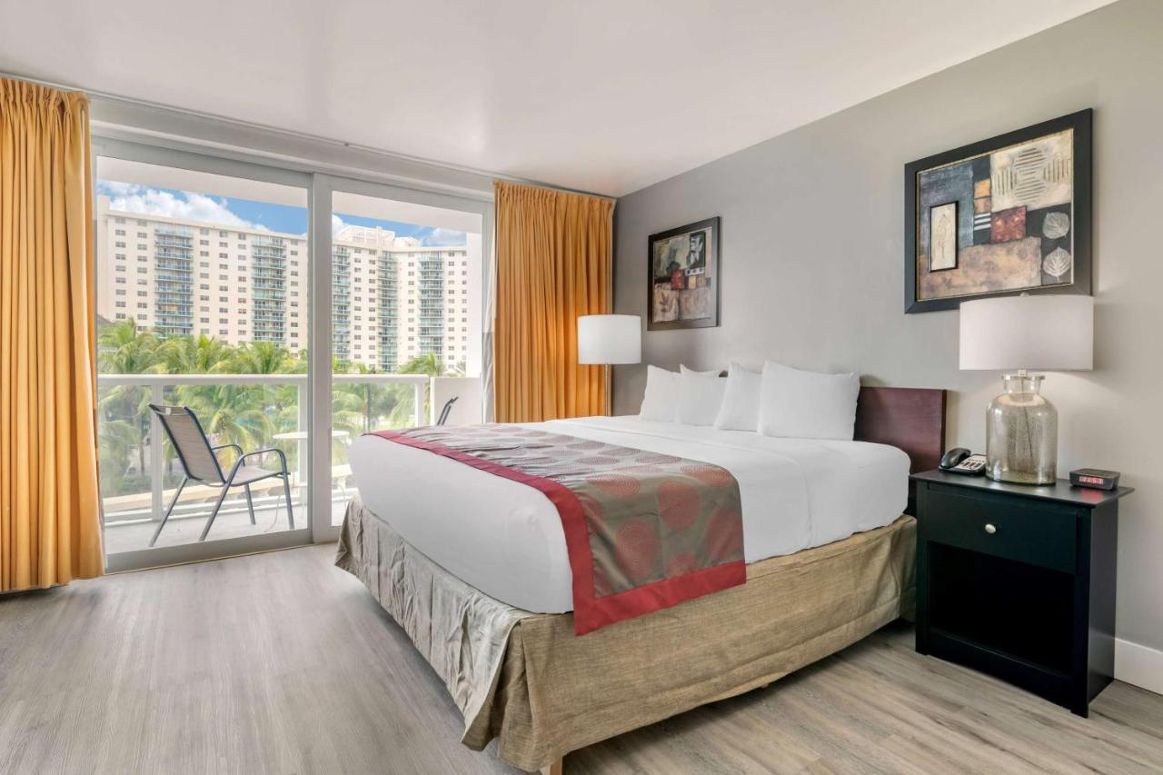 Ramada Plaza By Wyndham Marco Polo Hotel Golden Beach