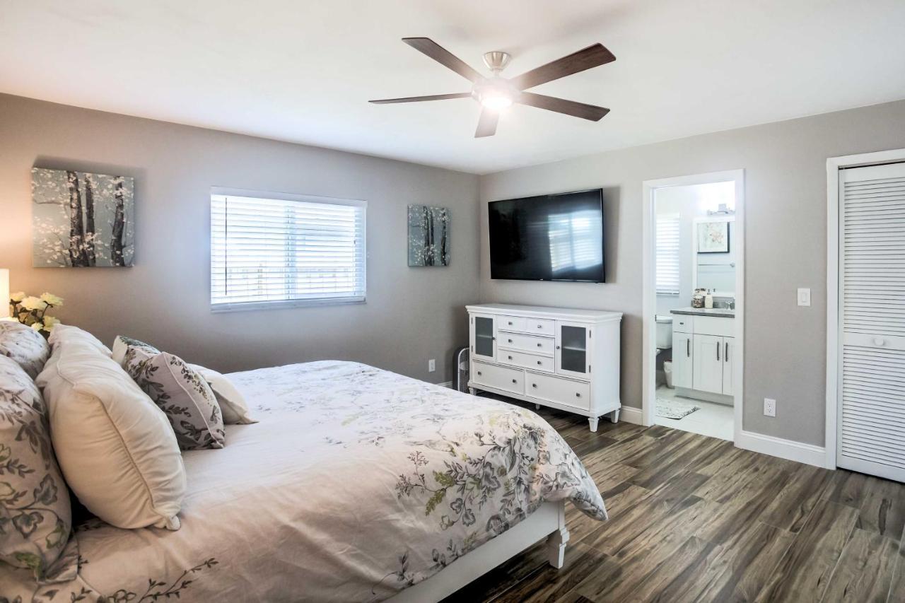 Holiday home With Lanai And Pool Near Vanderbilt Beach! Naples