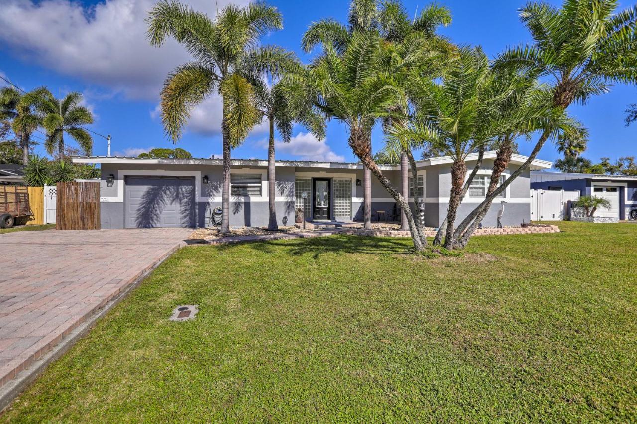 Holiday home Modern With Patio, 3 Mi To Beach! Seminole