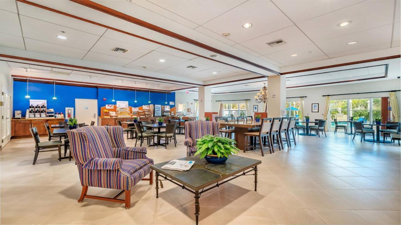 Express & Miami By Ihg Hotel Kendall