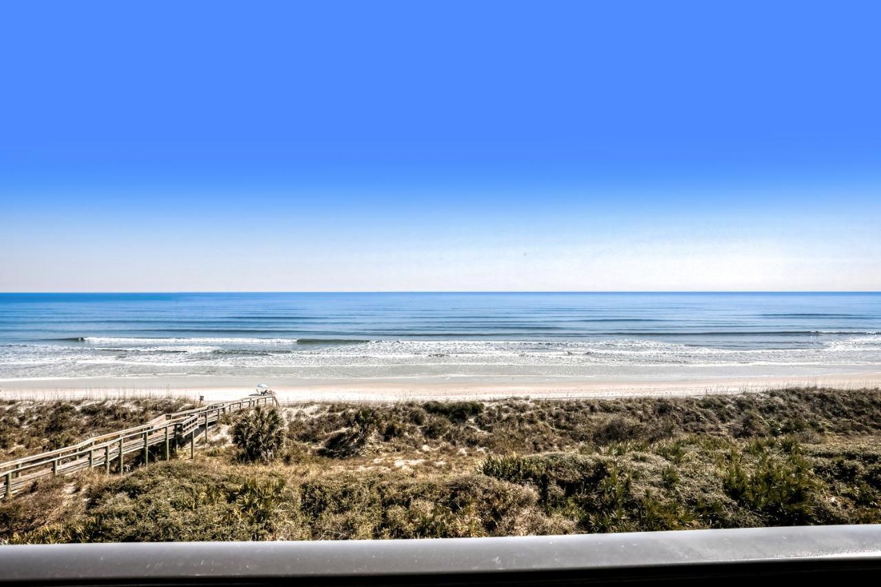 Apartment Oceanfront Windjammer Getaway