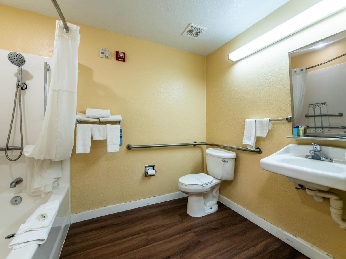 Microtel And 2* Ocala