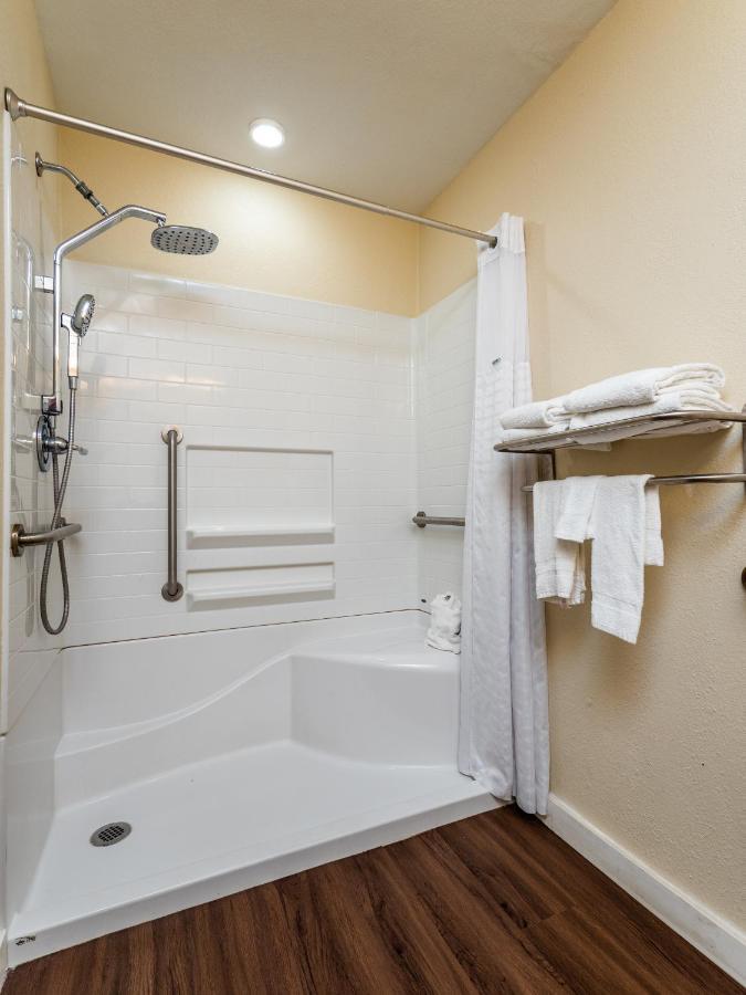 Hotel Microtel And Ocala