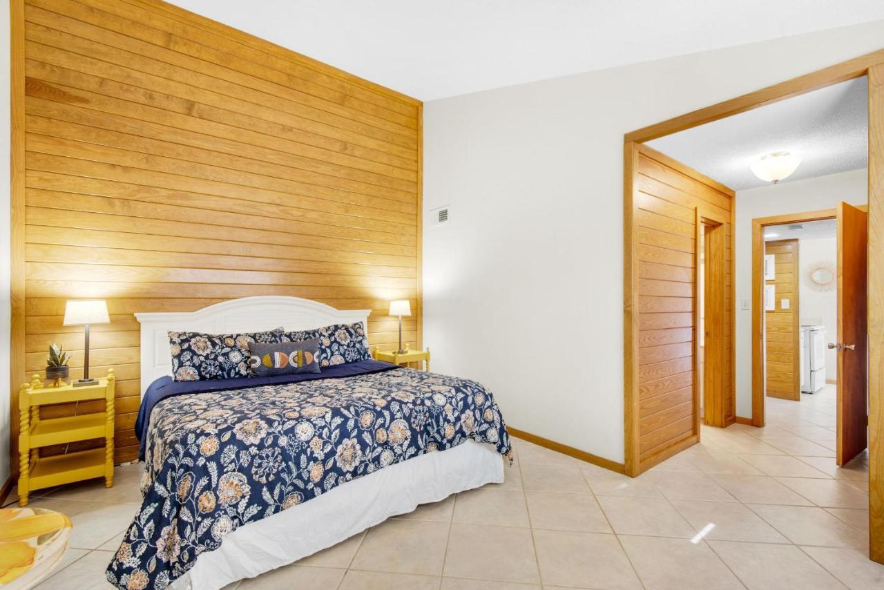 Holiday home Shoreline Towers Townhouse 4-4