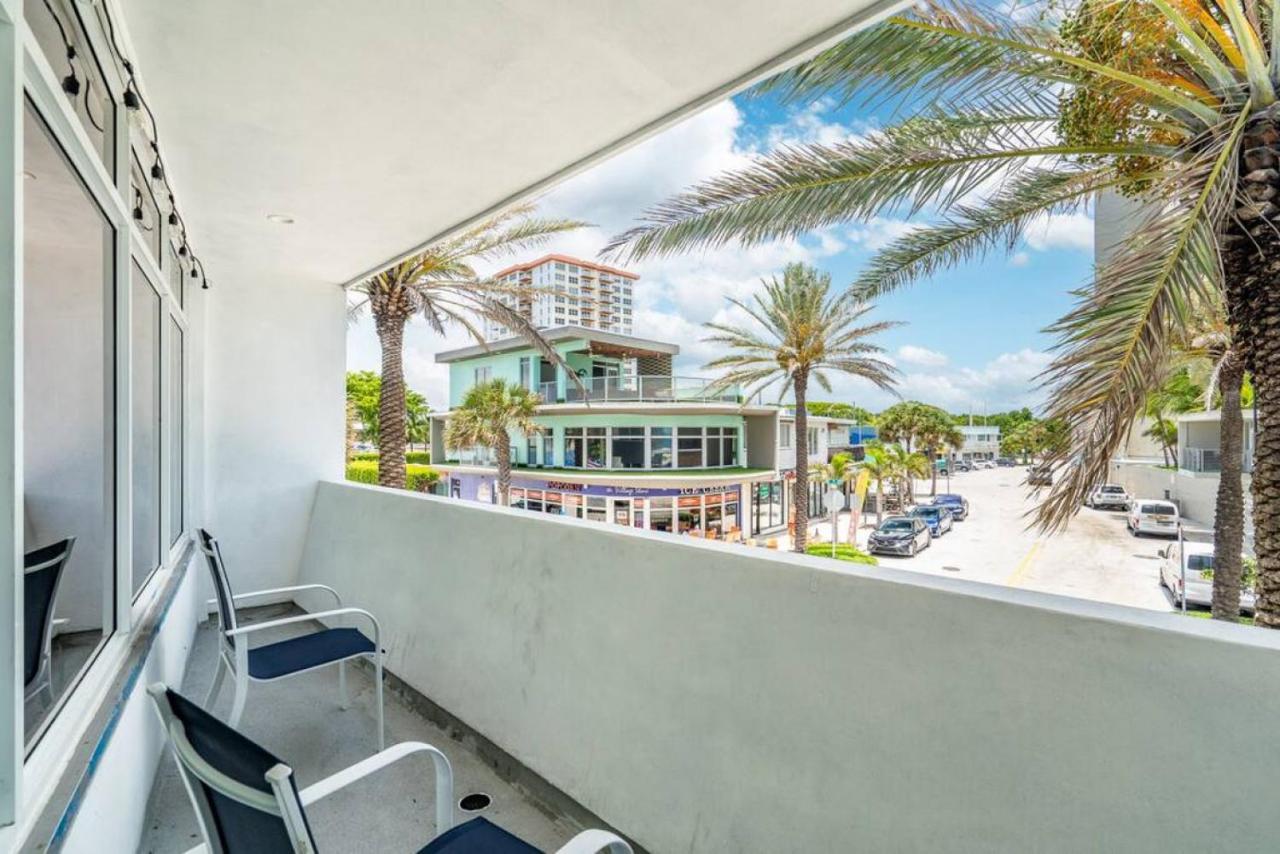 The Purple Pelican Beachfront With Ocean Balcony Unit 2 Holiday home *