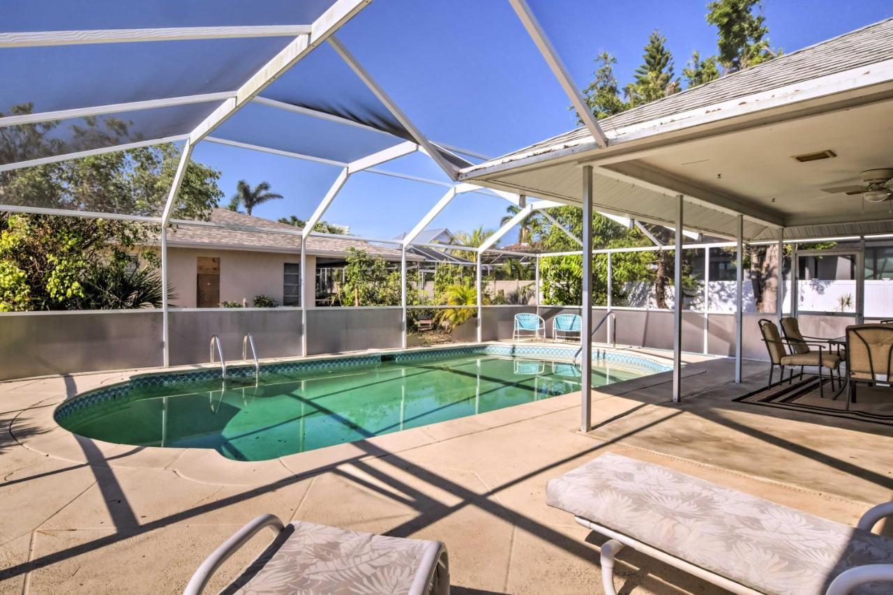 Holiday home Breezy With Pool - Walk To Beach! Marco Island