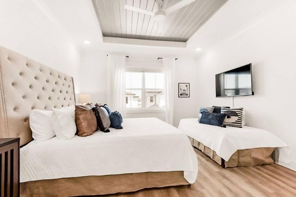 Villa Luxury Family On Bay W/ Pool 2 Miles To Beach