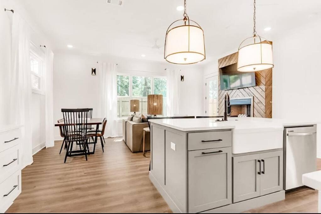 Luxury Family On Bay W/ Pool 2 Miles To Beach * Pensacola