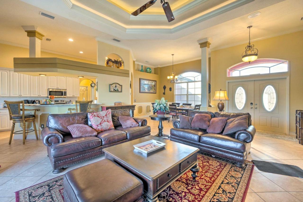 Spacious With Lanai! Holiday home Port Charlotte