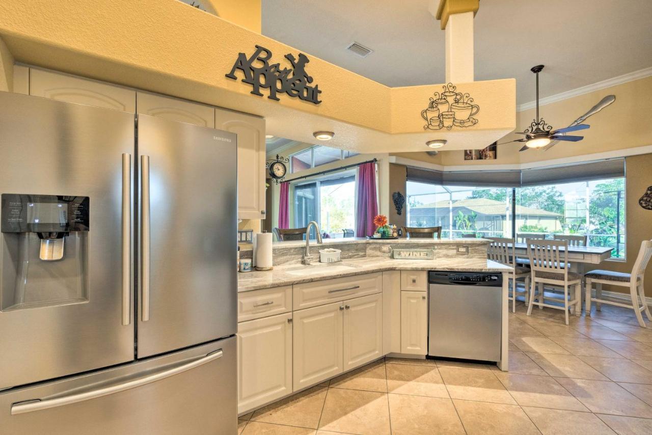 Spacious With Lanai! Holiday home *