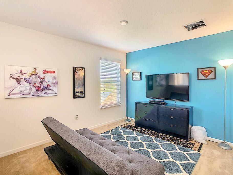 Area Pool - 6br/4.5ba - 12 Guests