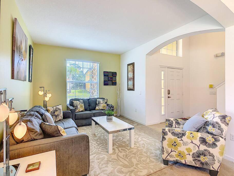 Area Pool - 6br/4.5ba - 12 Guests Villa