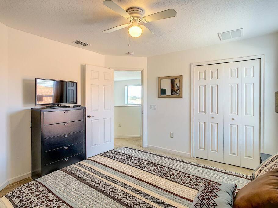 Villa Area Pool - 6br/4.5ba - 12 Guests