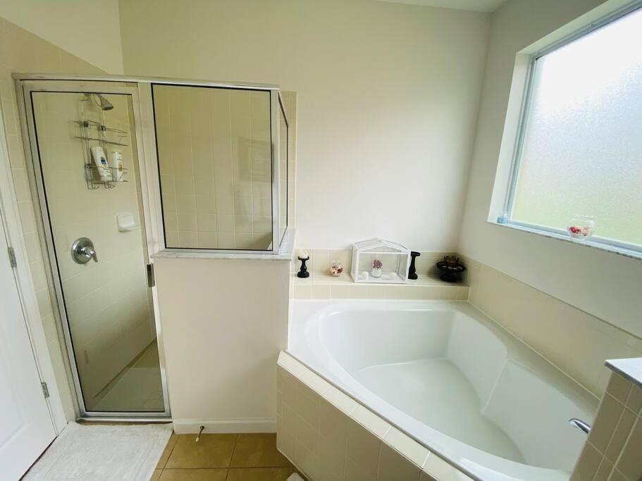 Villa Area Pool - 6br/4.5ba - 12 Guests