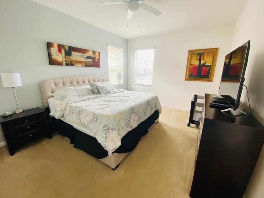 Area Pool - 6br/4.5ba - 12 Guests