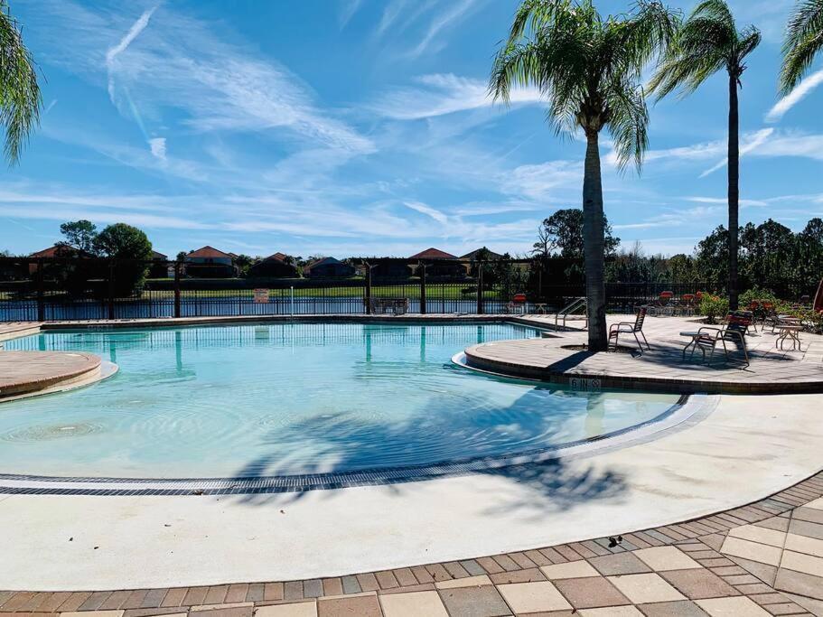 Area Pool - 6br/4.5ba - 12 Guests Davenport