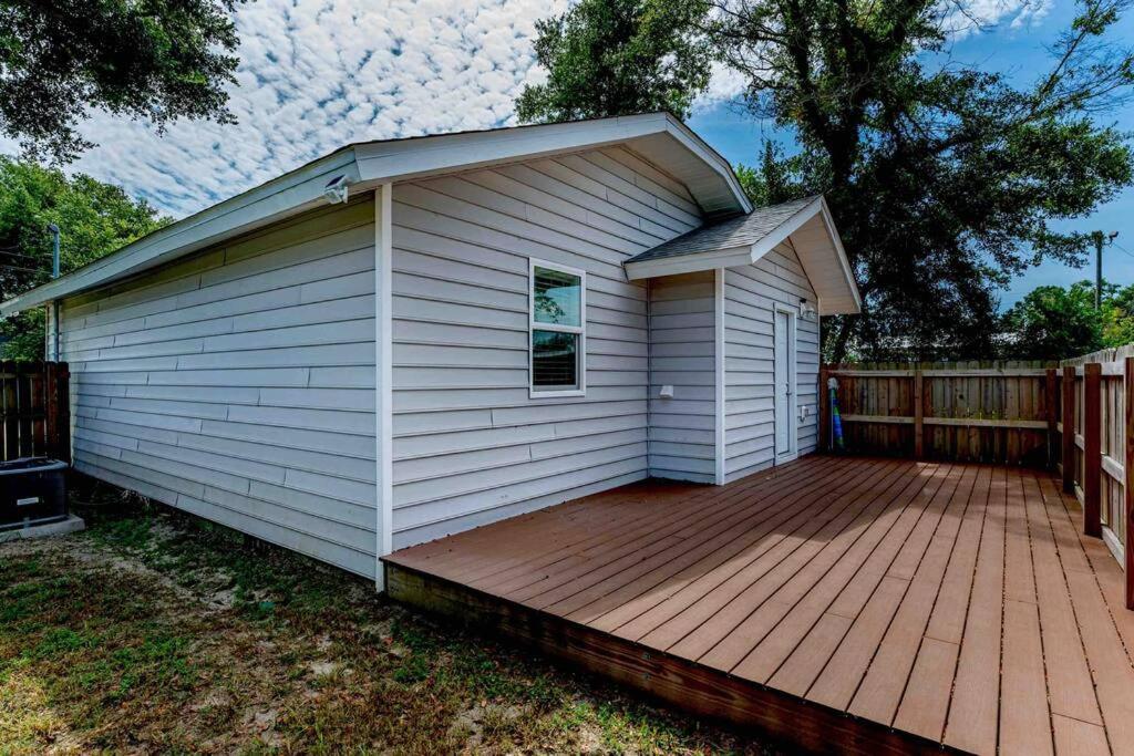 Stylish 2 Bedroom Close 2 Dtown, Nas, And Bch Holiday home *