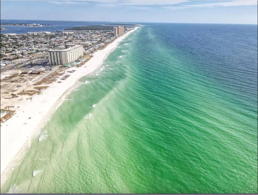 Holiday home Amzg Gulf View,4 Bd/3.5 Bath Home, Pvt Heated Pool