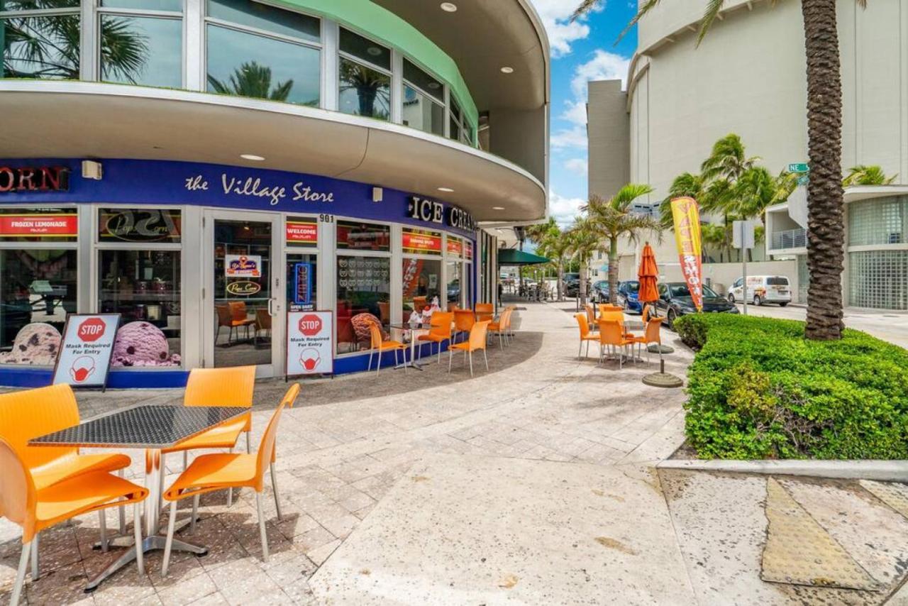 The Purple Pelican Beachfront With Ocean Balcony Unit 2