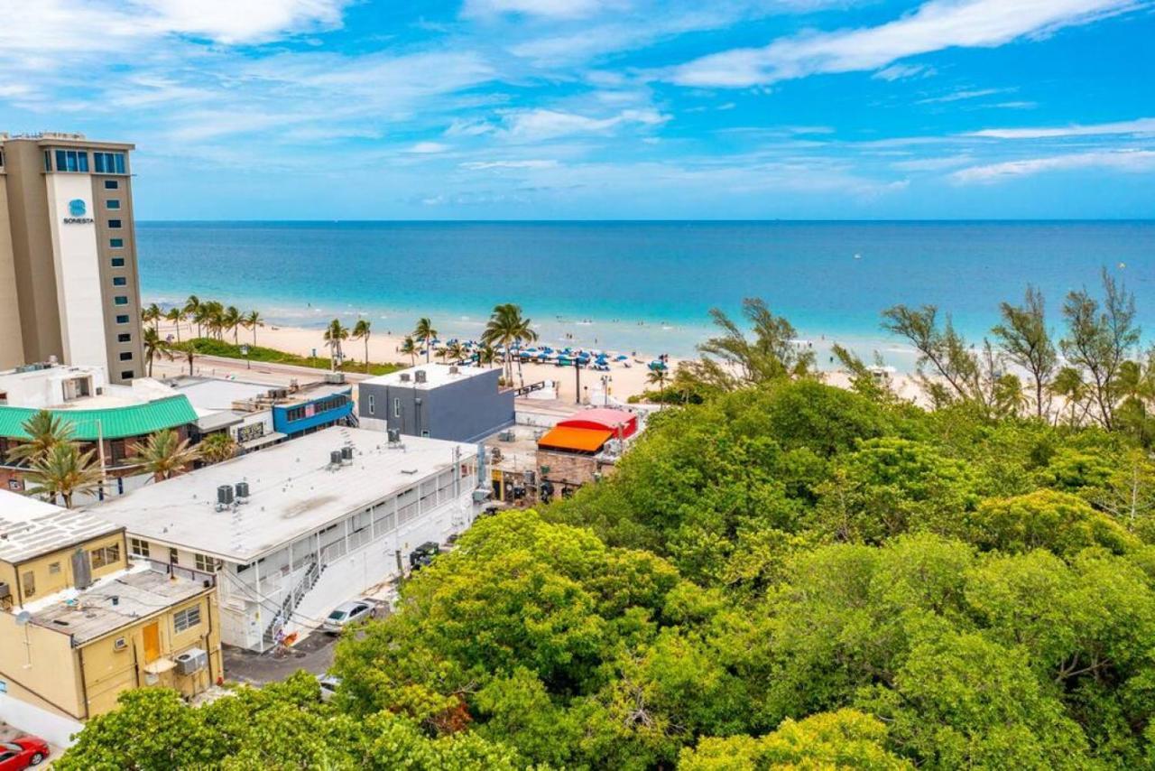 The Purple Pelican Beachfront With Ocean Balcony Unit 2 *