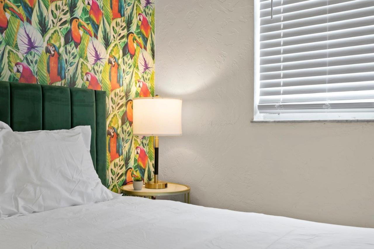 Apartment Bayside Safari 1bed 1 Bath Tampa