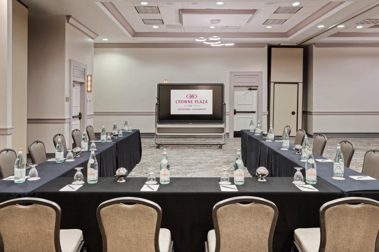 Crowne Plaza Melbourne-oceanfront By Ihg Resort Melbourne