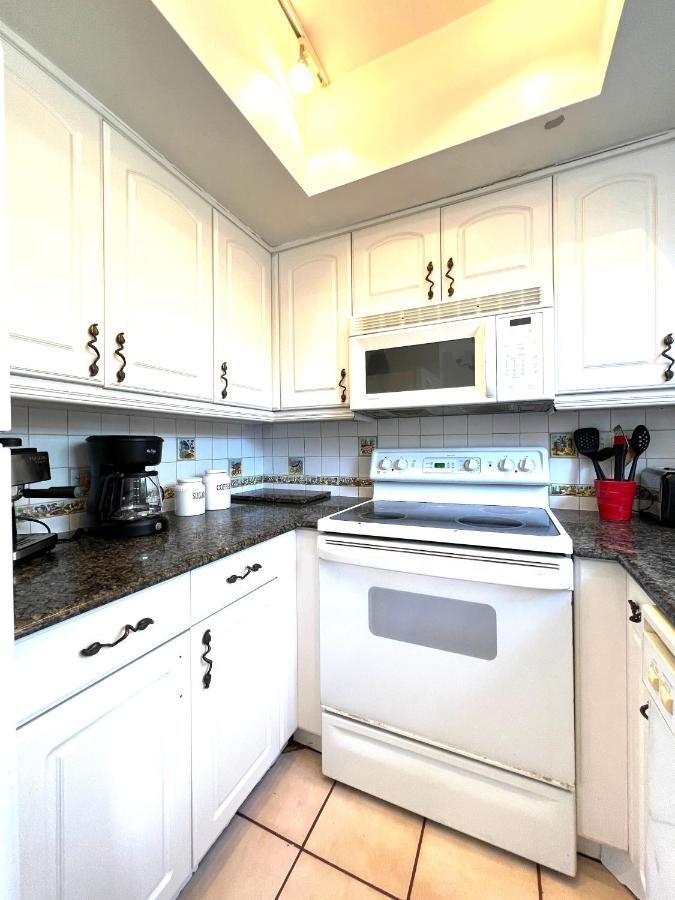 Great Location 2 Min Walk From The Beach Apartment *