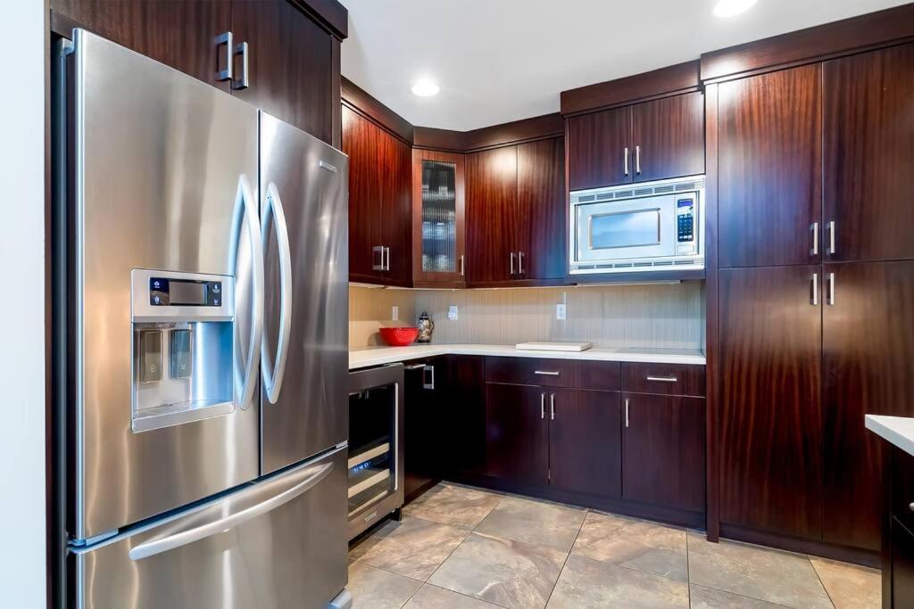 Close To The W/heated Pool Villa