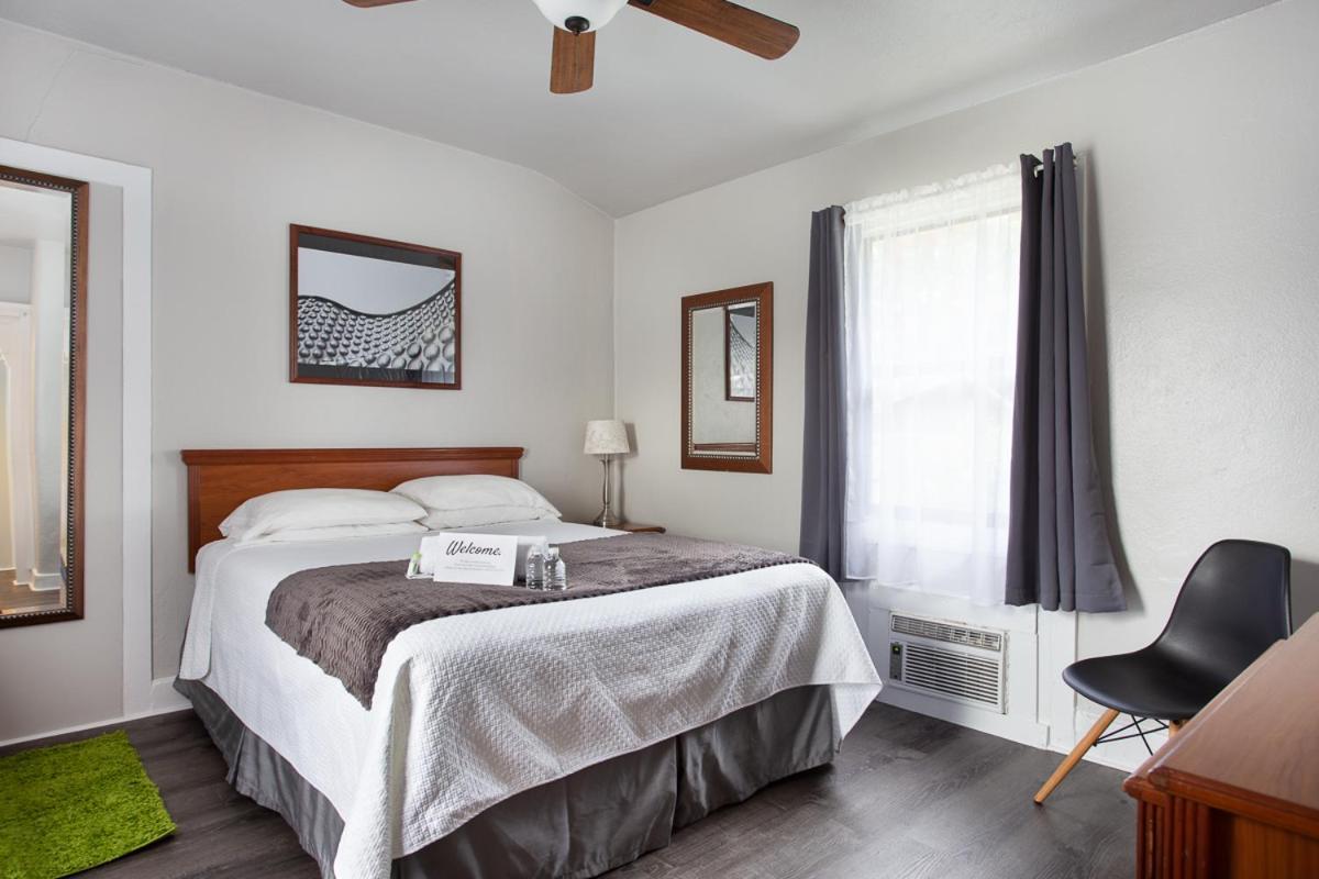 Inn Travel Of Titusville 2*