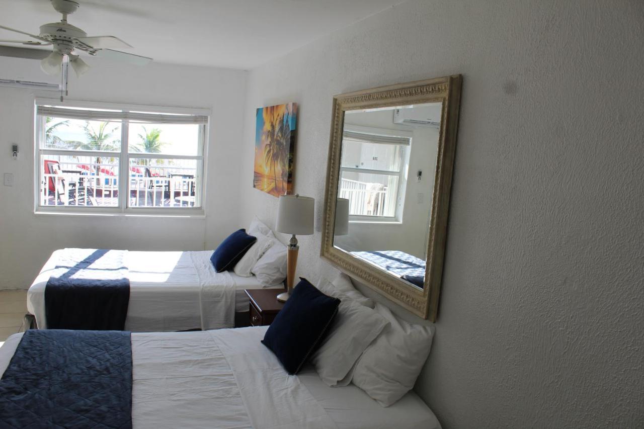 Motel Golden Oceanfront 3*