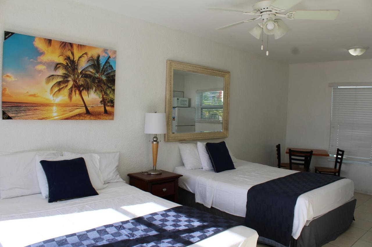 Golden Oceanfront 3*