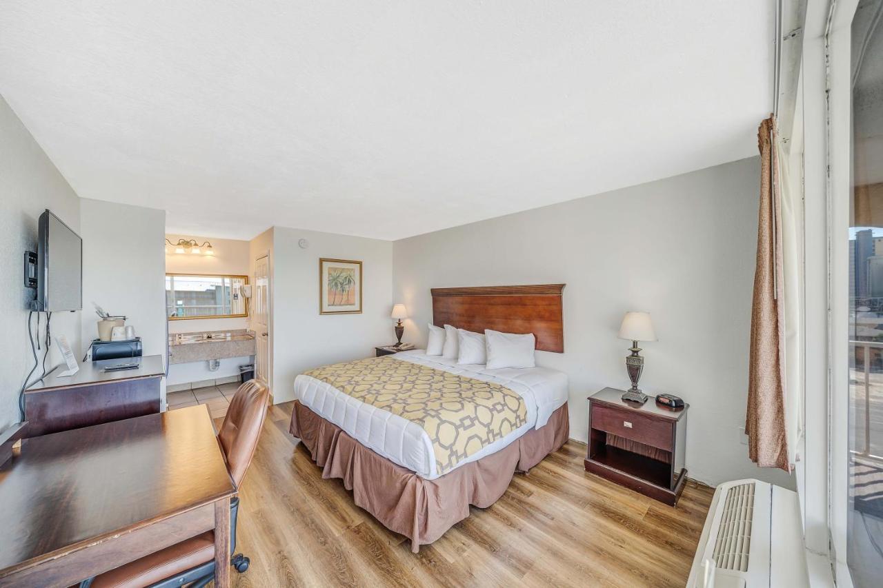 Hotel Baymont By Wyndham Panama Panama City Beach