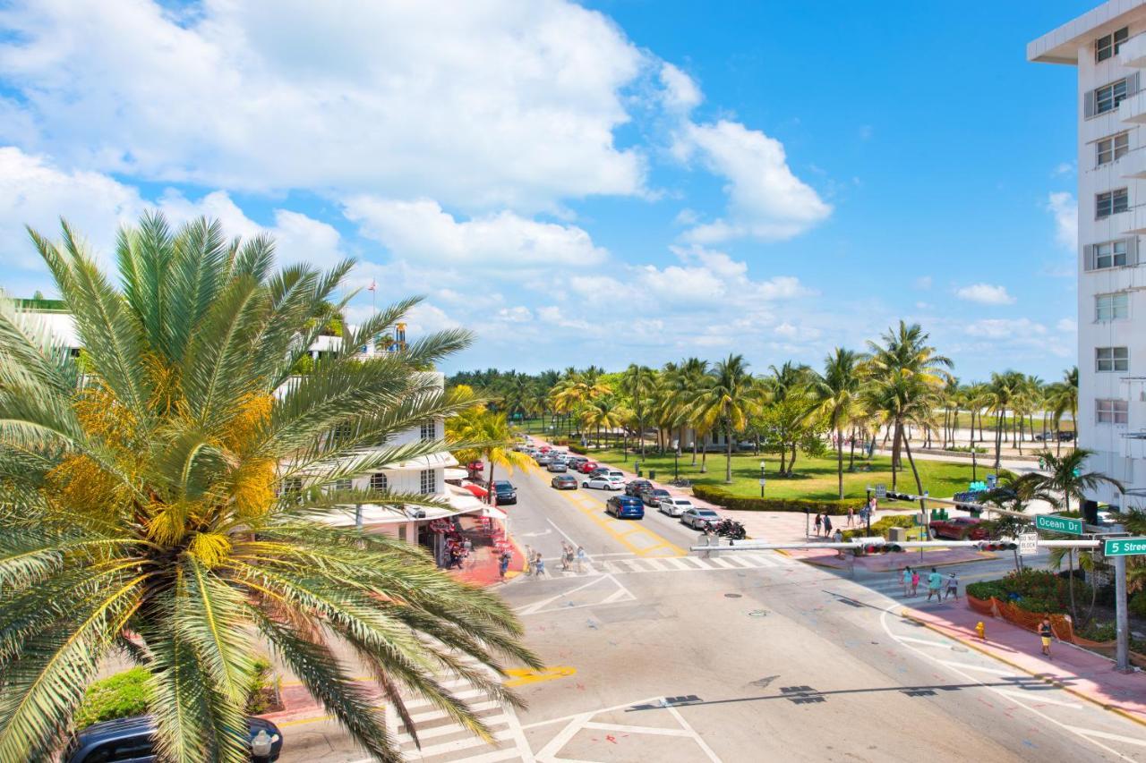 Modern Ocean Drive In The Heart Of Sobe!
