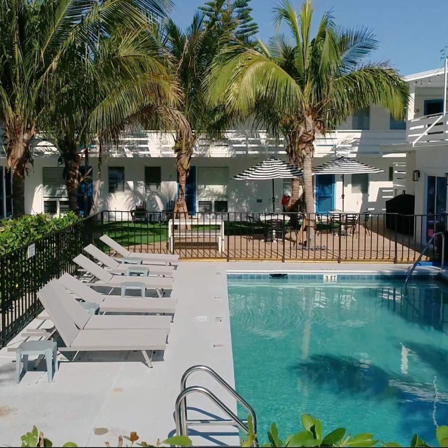 Hotel Seaspray Surf Vero Beach