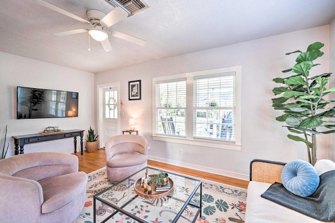 Downtown Winter Garden About 12 Mi To Disney! Holiday home Orlando