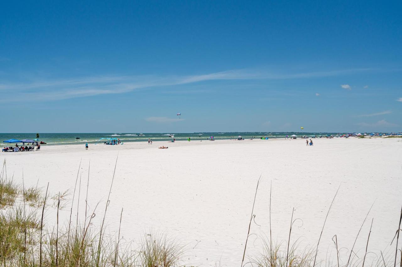 -warm Sands- Fantastic Gulf Front Duplex! Holiday home