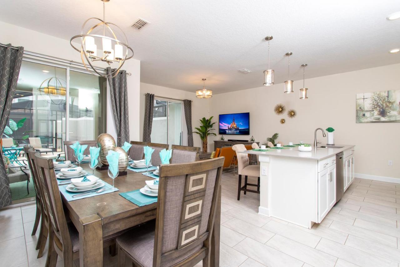 Luxurious Decor 4 Bd W/ Pool Close To 4820 Holiday home Kissimmee